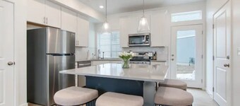 Lehi Contemporary Silicone Home