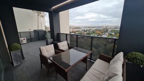 Balcony - Wojciechowskiego by Renters Prestige (Poznan)