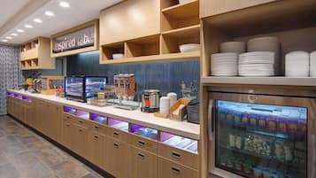 Free daily continental breakfast