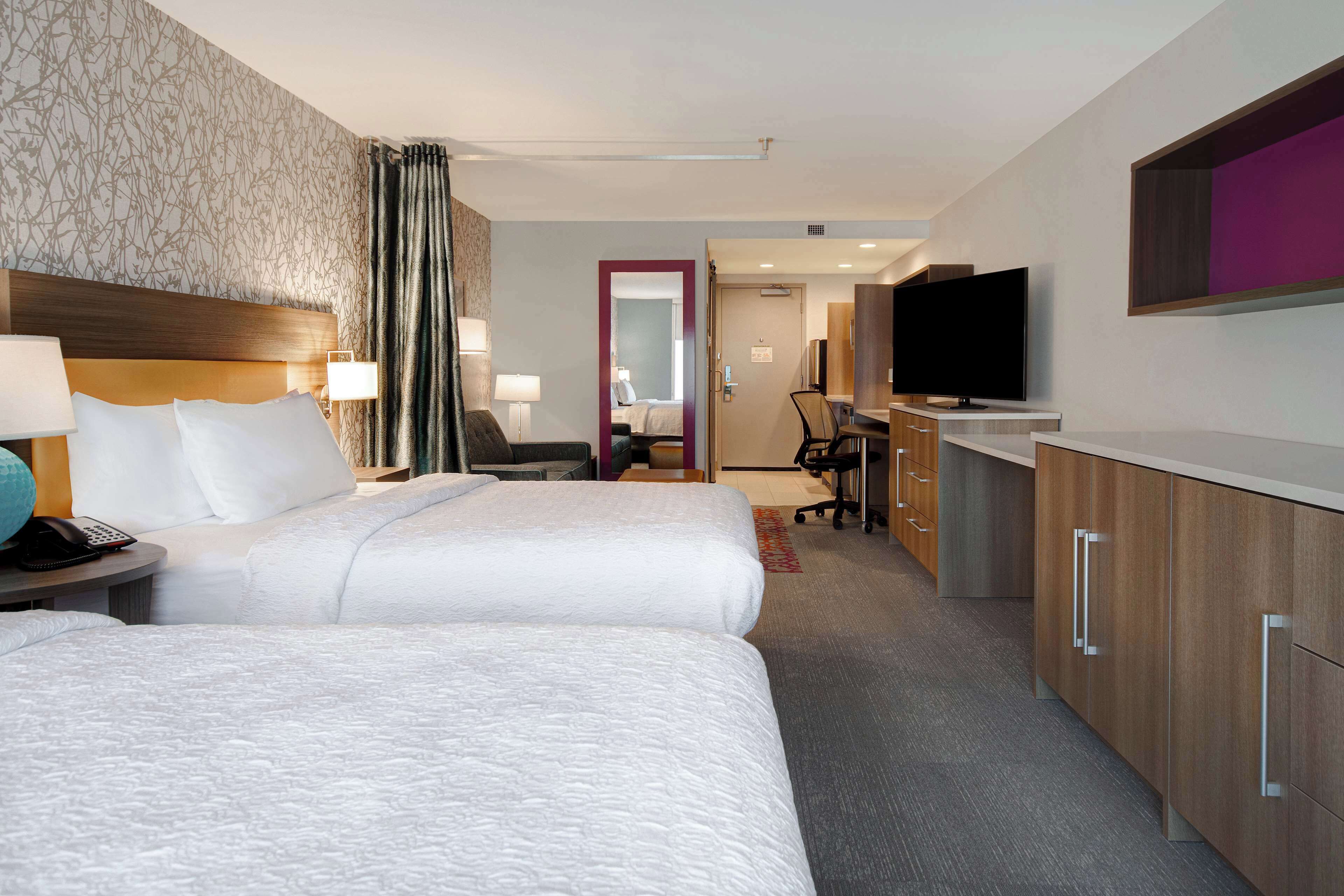 Blackout curtains, free WiFi, bed sheets