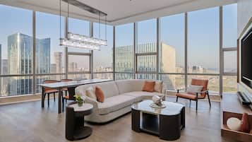 Premium Suite, 1 King Bed