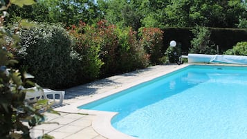 Ulkouima-allas, lÀmmitetty uima-allas