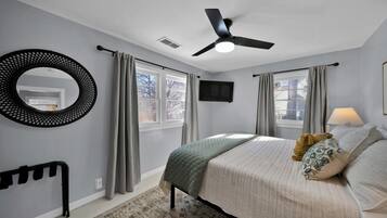 2 Schlafzimmer, Bügeleisen/Bügelbrett, Reisekinderbett, kostenloses WLAN