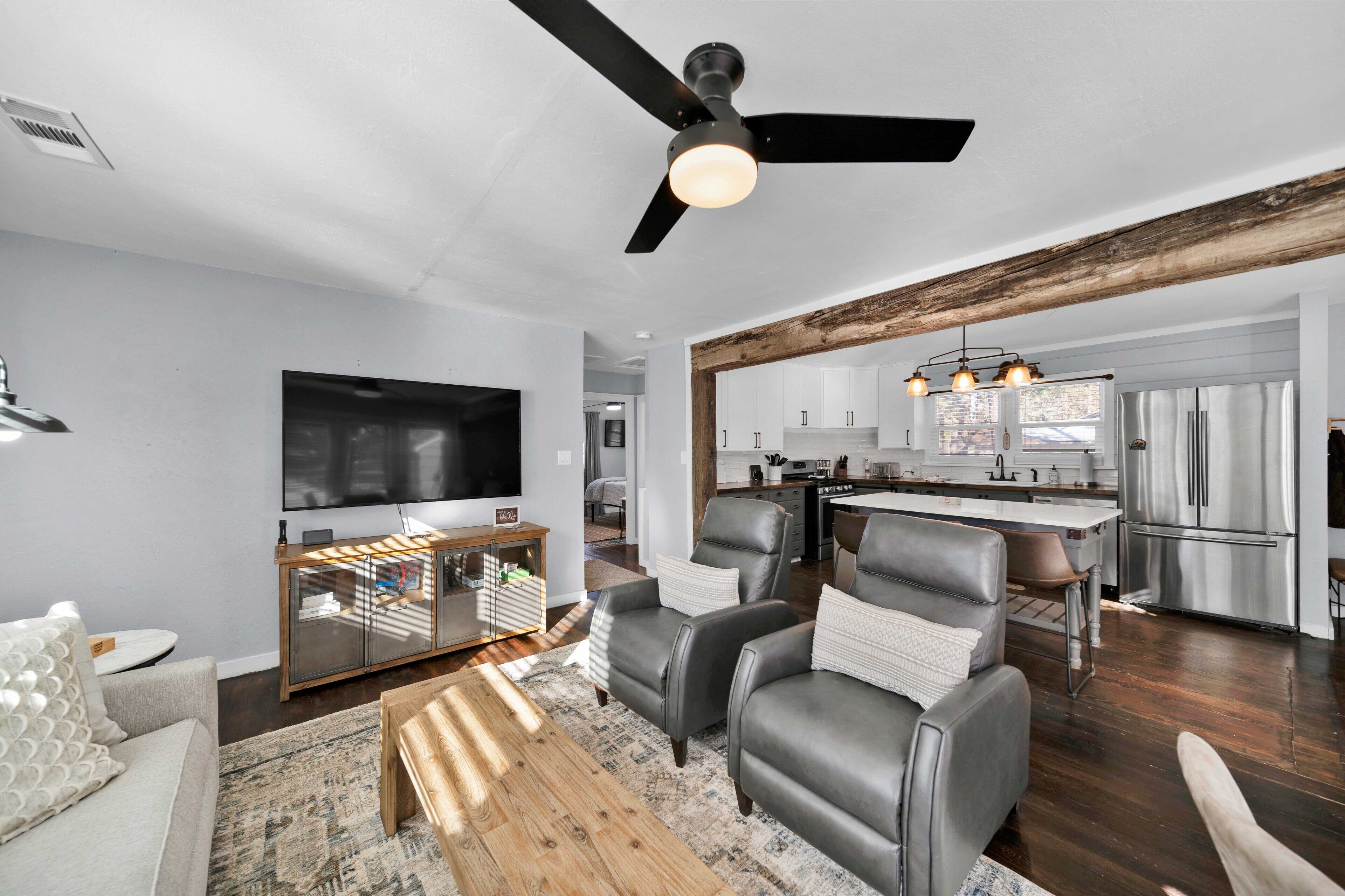 スマートテレビ、暖炉