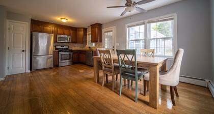 Cozy summer house 4 bed & 2 baths - Weekly rental