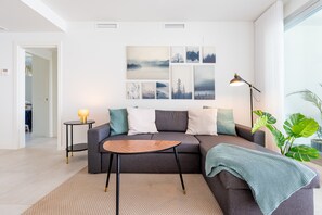 TV, Netflix, streaming services