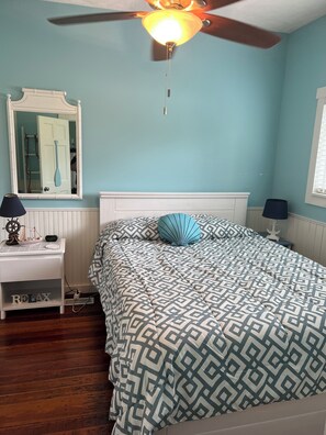 3 Schlafzimmer, Schreibtisch, Reisekinderbett, WLAN