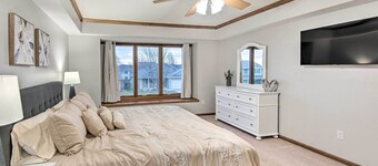 Altoona Home 11 Mi to Downtown Des Moines