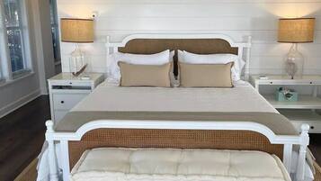 6 Schlafzimmer, Schreibtisch, WLAN