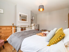 3 habitaciones, decoración personalizada y muebles diferentes