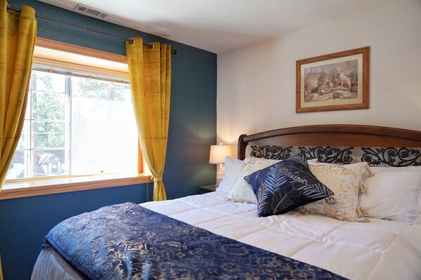 3 bedrooms, iron/ironing board, travel cot, free WiFi