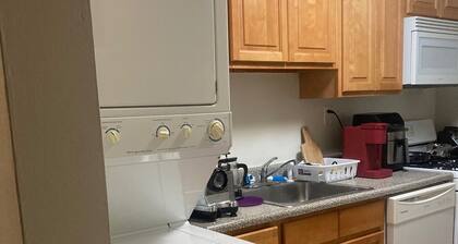 Springfield apartment 5 min to NYC bus