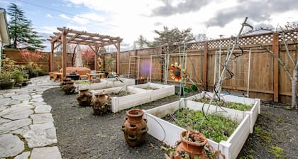 Cozy Home in the Heart of Corvallis