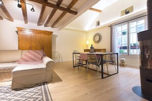 Interior - Cocoon 1 min romantique (Annecy)