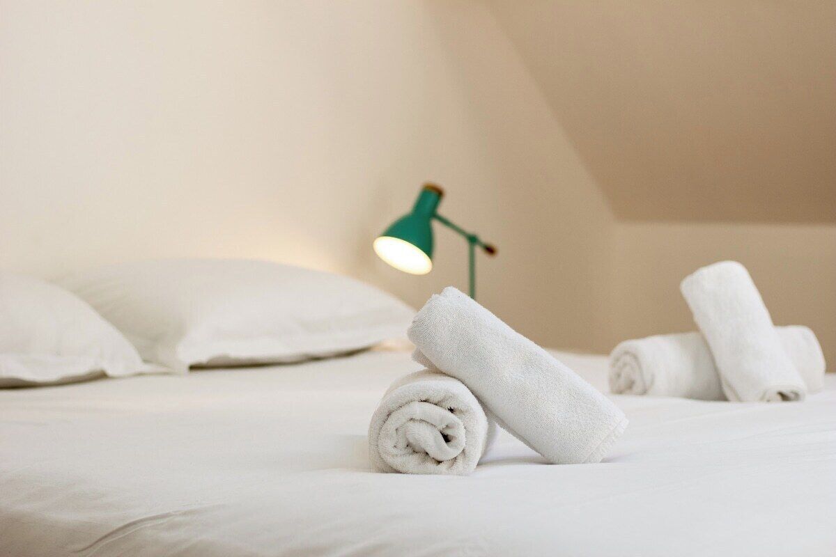 1 bedroom, WiFi (free), bed sheets