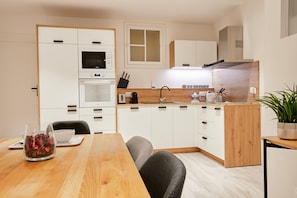 Fridge, microwave, oven, dishwasher