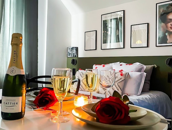 Ferro/asse da stiro, Wi-Fi gratuito, lenzuola