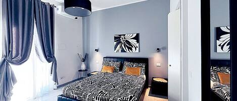 Luxury Double Room, 1 King Bed, Private Bathroom | Frette Italian sheets, premium bedding, down duvets, memory-foam beds