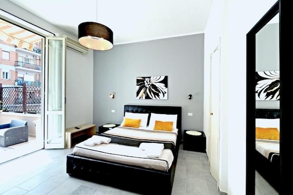 Habitació doble de luxe, 1 llit de matrimoni gran, bany privat | 1 dormitori i llençols italians de la marca Frette