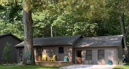 School Section Lake Cozy Cabin