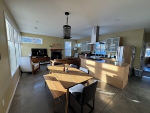 Dining - Your Winter Escape: Cozy Ranch, Hot Tub Bliss, and Ski Shuttle Steps Away! (Crested Butte)