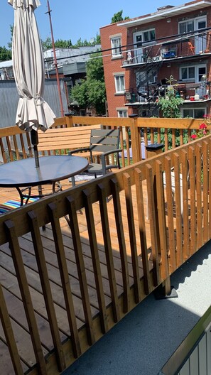 Outdoor dining - Fabulous 2 Beds-1Bath  Back Terrace- Front Balcony @ Plateau Mont Royal (Montréal)