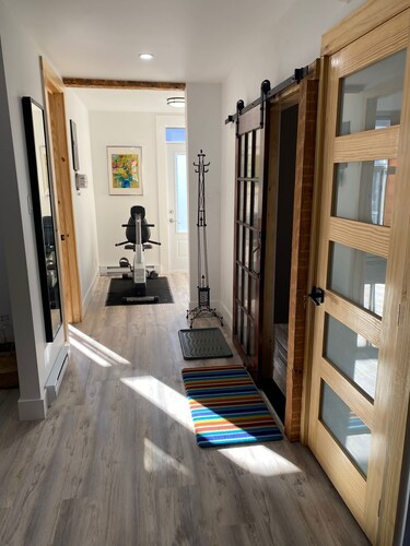 Fabulous 2 Beds-1Bath  Back Terrace- Front Balcony @ Plateau Mont Royal