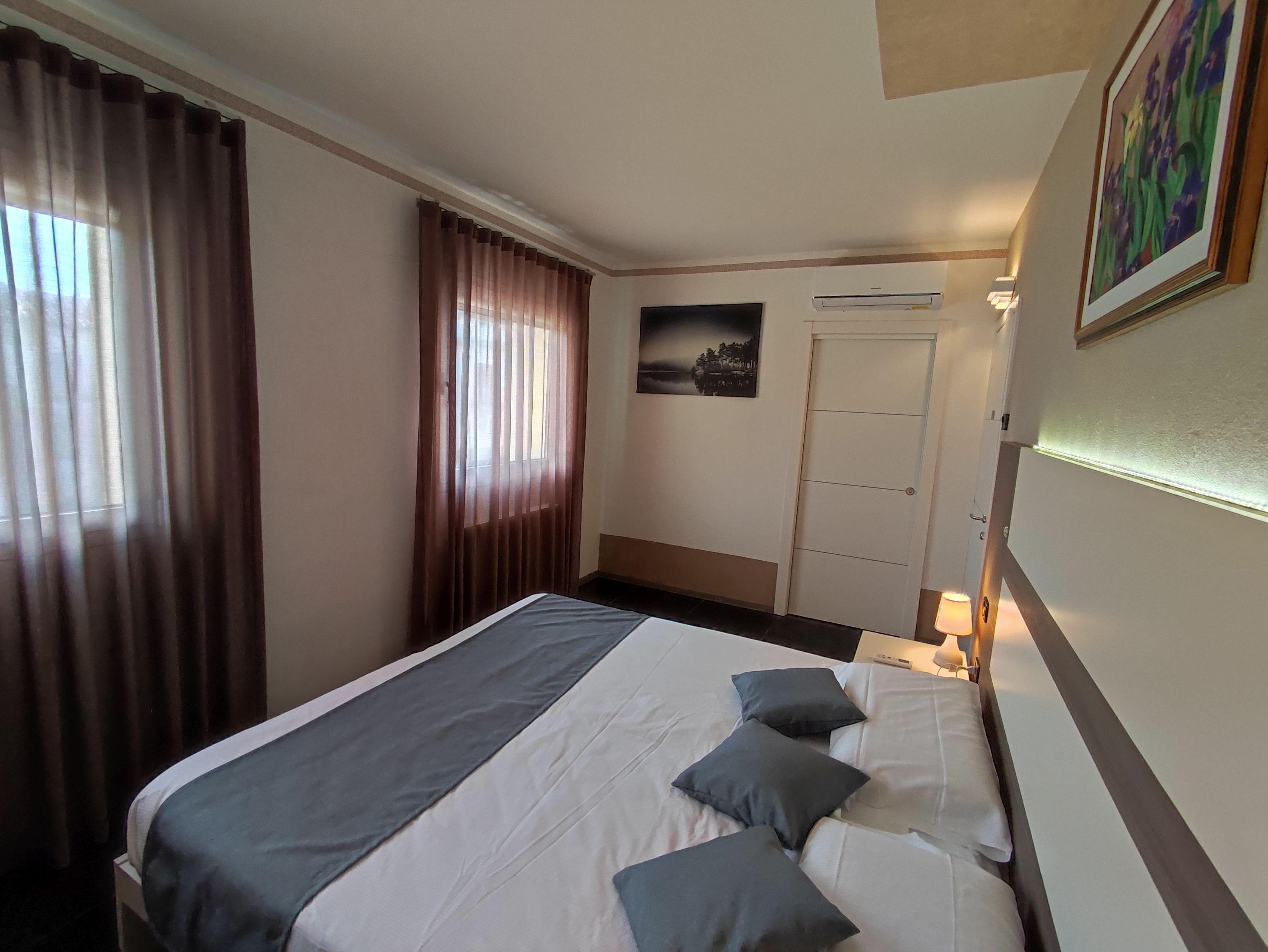Chambre Supérieure Double ou avec lits jumeaux
