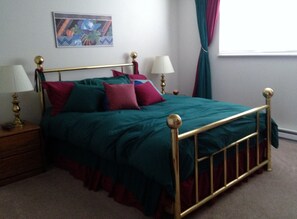 1 bedroom, iron/ironing board, free WiFi, bed sheets