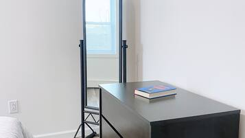 1 Schlafzimmer, Schreibtisch, Bügeleisen/Bügelbrett, kostenloses WLAN