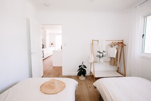 4 Schlafzimmer, Bügeleisen/Bügelbrett, kostenloses WLAN, Bettwäsche