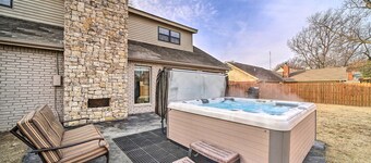 Immaculate 'Woodland View' Retreat w/ Hot Tub