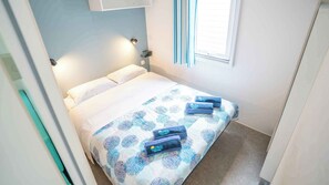 2 多间卧室、旅行婴儿床