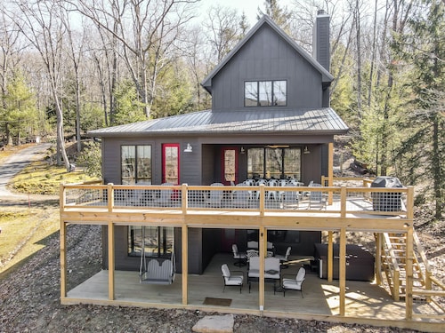 New Construction Lakefront Home with Private Dock, Fire Pit, Hot Tub