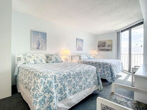 1 dormitorio, tabla de planchar con plancha, wifi y ropa de cama