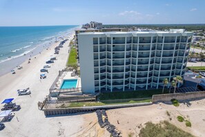 Exterior - 🌊Great Ocean View / Pool / Walk to Shopping & Dining / Ocean Trillium Condo #701🏖️ (New Smyrna Beach)