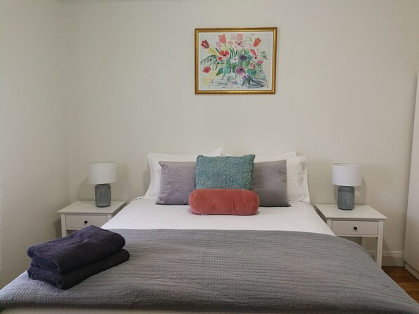 3 makuuhuonetta, silitysrauta/-lauta, vauvan matkasänky, ilmainen Wi-Fi