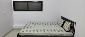 Independent bungalow in a city with village type of feeling.