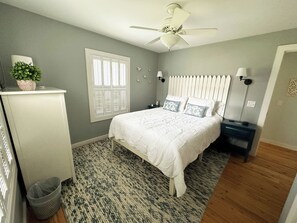 4 Schlafzimmer, Schreibtisch, WLAN, Bettwäsche