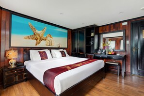 Suite - Halong Crown Cruise (Ha Long)