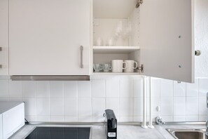 Køleskab, mikrobølgeovn, ovn, opvaskemaskine