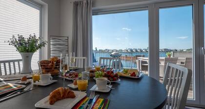 Maisonette Fewo Ostseeflair Erste Wasserreihe, Panoramablick, by Seeblick Ferien