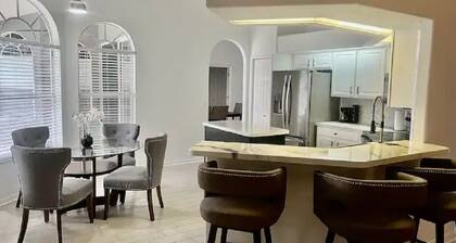 Dreamy Family Pool House