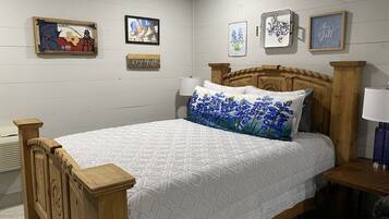 1 bedroom, WiFi, bed sheets