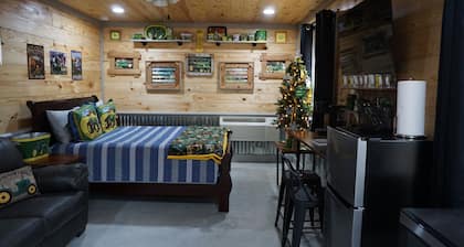 John Deere Tiny House #275 at Copperas Creek