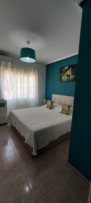 1 bedroom, iron/ironing board, WiFi, bed sheets
