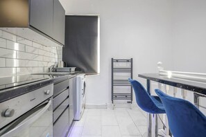 Frigorífic, microones, forn i torradora
