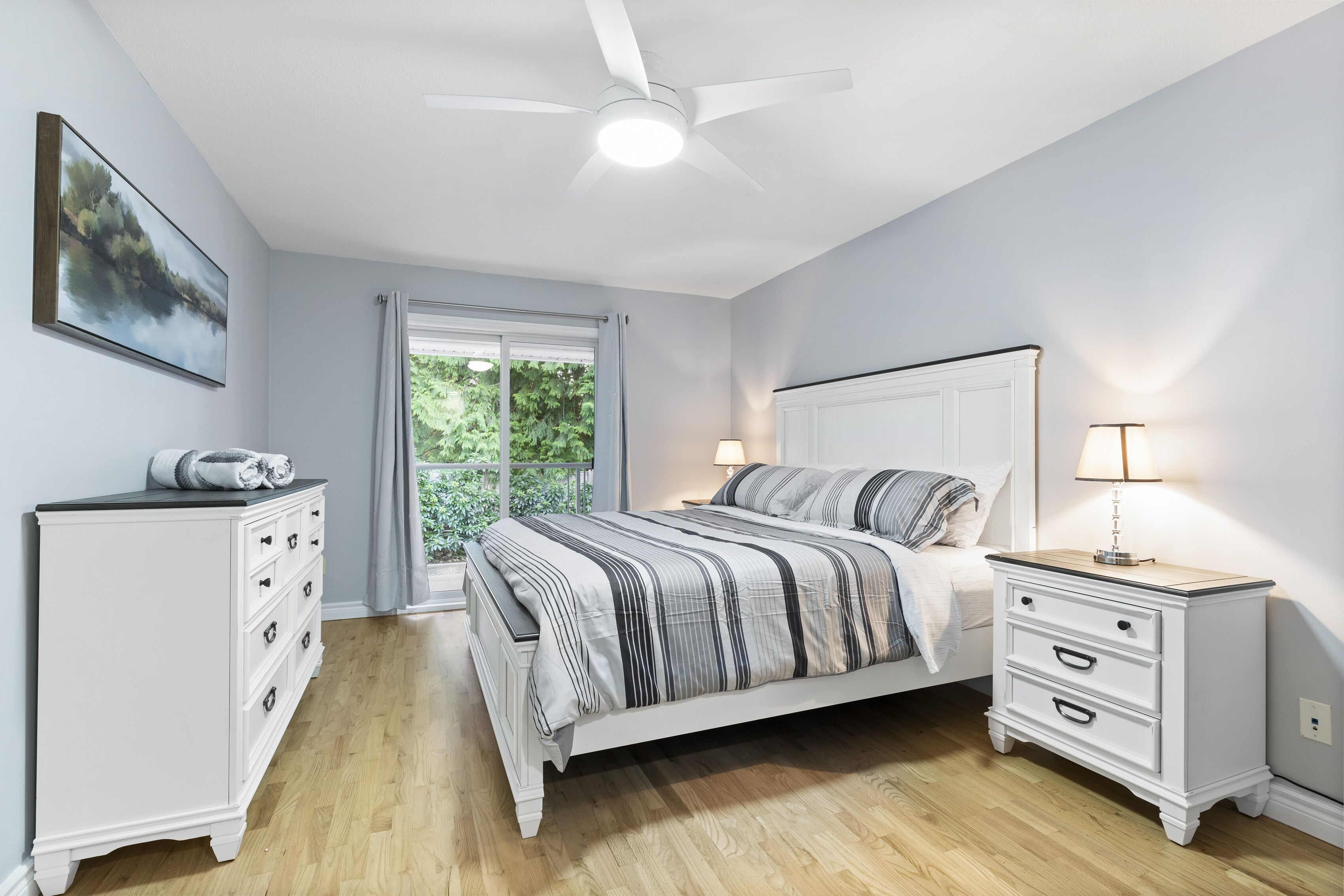 2 habitaciones, tabla de planchar con plancha y wifi gratis 