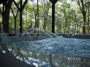 Bain à remous extérieur