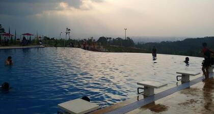 The Valley Guesthouse